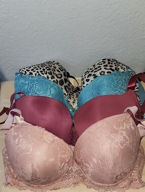 Lot Of 4 Bras - Various Brands